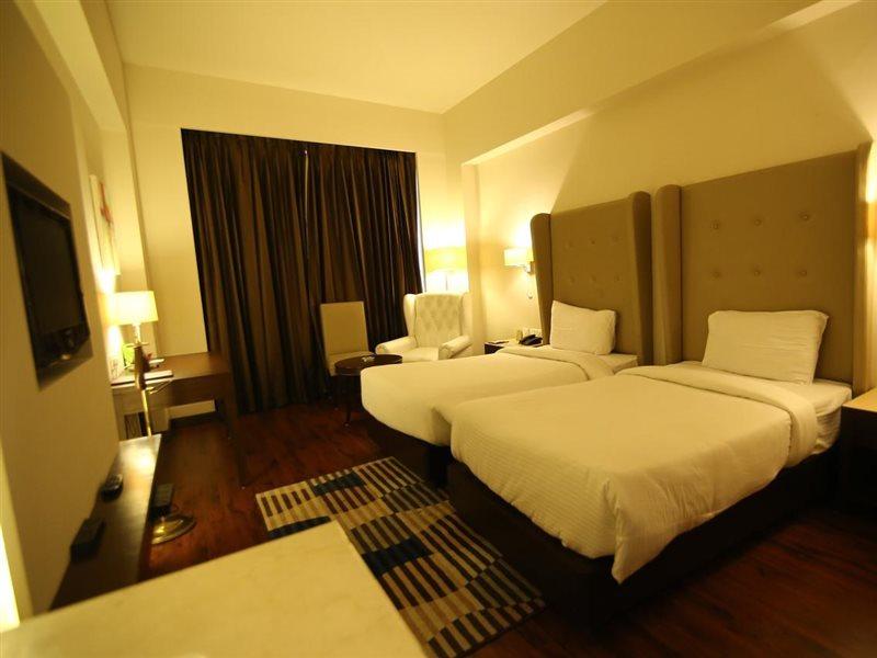 Hotel President Jalandhar Ngoại thất bức ảnh