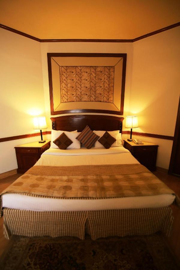 Hotel President Jalandhar Ngoại thất bức ảnh