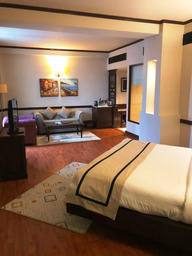 Hotel President Jalandhar Ngoại thất bức ảnh