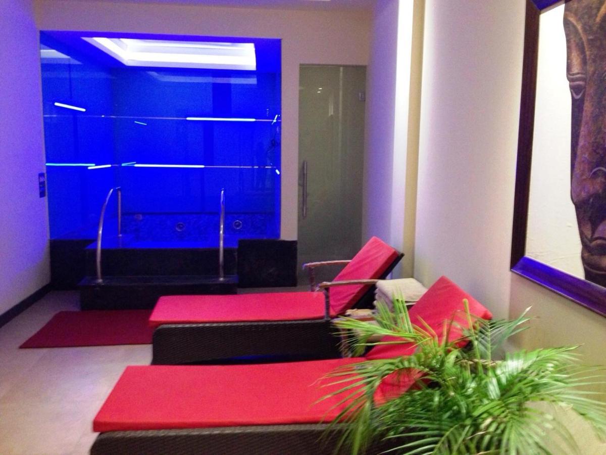 Hotel President Jalandhar Ngoại thất bức ảnh